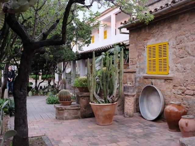 Hostal Catalina Vera Port D'Andratx Exterior photo